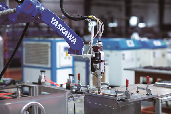 藍(lán)炬星集成灶智能生產(chǎn)車間